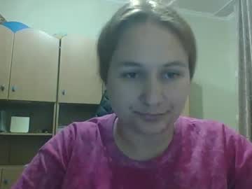 Heartsinyou Chaturbate stream image from August 14, 2025