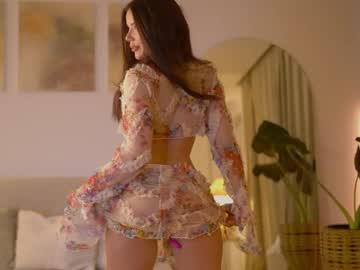 Nadia_Bliss Chaturbate stream image from August 14, 2025