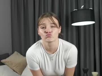 Inhew Chaturbate stream image from August 14, 2025