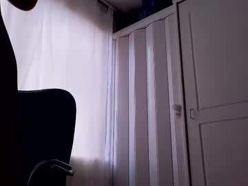 Katherinepeti Chaturbate stream image from August 14, 2025