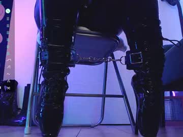 Aurora_Hotter Chaturbate stream image from August 14, 2025