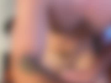 Hawaiisurf8 Chaturbate stream image from August 14, 2025