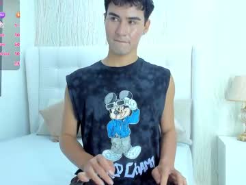 Helios_6 Chaturbate stream image from August 14, 2025