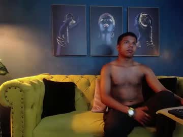 Luke_Jhons Chaturbate stream image from August 14, 2025