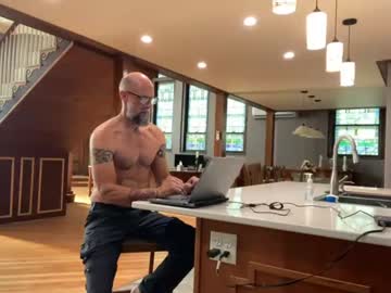 Bone10 Chaturbate stream image from August 14, 2025