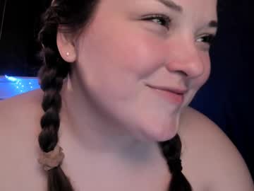 Livinsubspace Chaturbate stream image from August 14, 2025