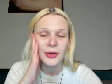 Samanthamiasnik1 Chaturbate stream image from August 14, 2025