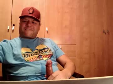 Pepinoholandes Chaturbate stream image from August 14, 2025