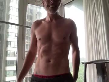 Gentelmanjames Chaturbate stream image from August 15, 2025