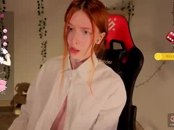 Fruttitatti Chaturbate stream image from August 15, 2025