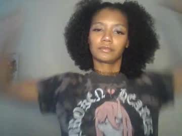 Bunnyy_Tharider25 Chaturbate stream image from August 15, 2025