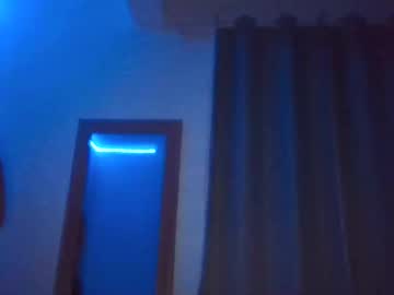 Gepetu19 Chaturbate stream image from August 15, 2025