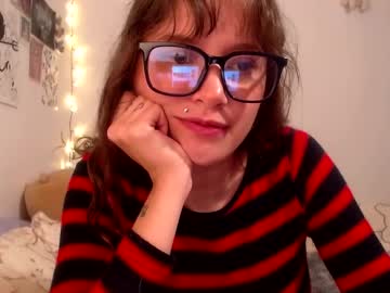 Pikawiii Chaturbate stream image from August 15, 2025