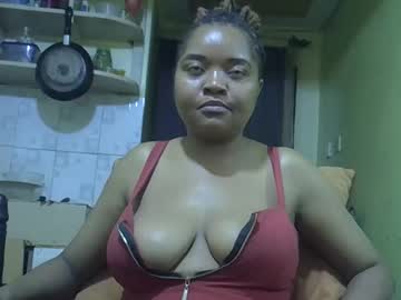 Busty_Kenzi Chaturbate stream image from August 15, 2025