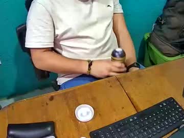 Cerbla89 Chaturbate stream image from August 15, 2025