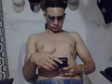 Donparxiz55 Chaturbate stream image from August 15, 2025