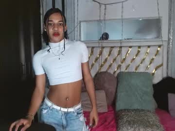 Julieta_Swet Chaturbate stream image from August 15, 2025