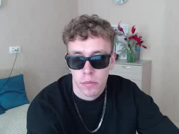 _Antin3uk_ Chaturbate stream image from August 15, 2025