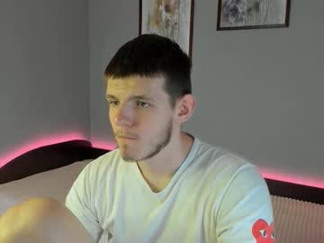 Xxxrussel Chaturbate stream image from August 15, 2025