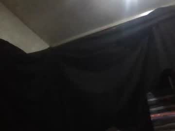 Cr0ssdresser Chaturbate stream image from August 15, 2025