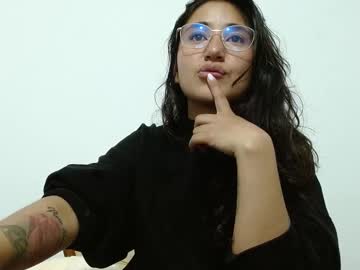 Erinshaik Chaturbate stream image from August 15, 2025
