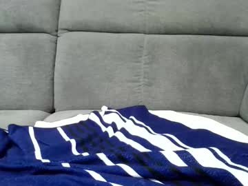 Hententypek Chaturbate stream image from August 15, 2025