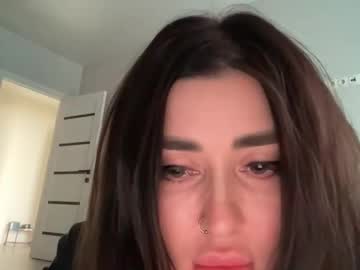 Hazylexie Chaturbate stream image from August 15, 2025