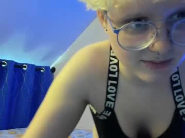 Sparkling_Water_Hate_Club Chaturbate stream image from August 15, 2025