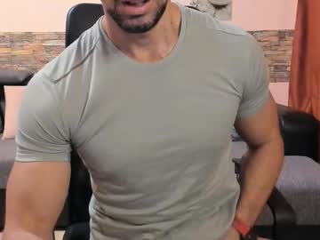Texashunk Chaturbate stream image from August 15, 2025