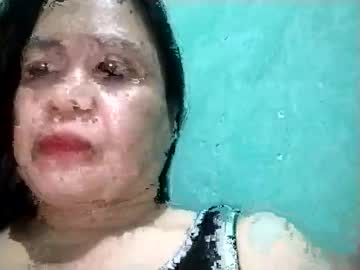 Hotmama2325 Chaturbate stream image from August 15, 2025