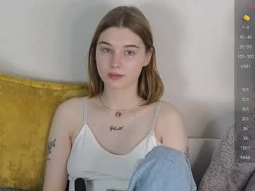 Lolly_Fly Chaturbate stream image from August 15, 2025