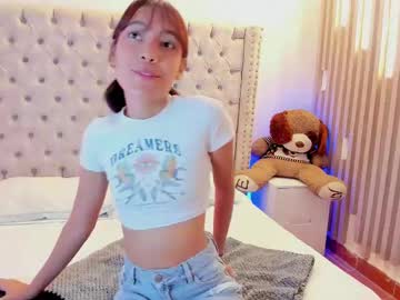 Adharamancinii Chaturbate stream image from August 15, 2025