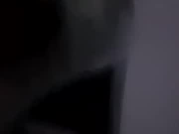 Oqxamyqglhzo Chaturbate stream image from August 15, 2025