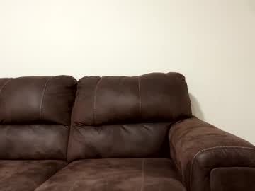 Nikkibluebella Chaturbate stream image from August 15, 2025