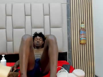 Chimi88 Chaturbate stream image from August 15, 2025