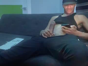 Devinljclark Chaturbate stream image from August 15, 2025
