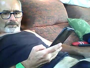 Pilsit72 Chaturbate stream image from August 15, 2025