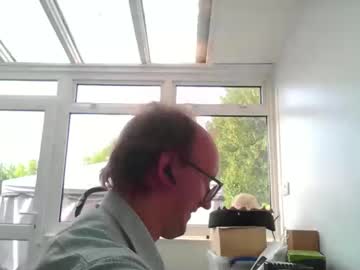 Relaxnchat41 Chaturbate stream image from August 15, 2025