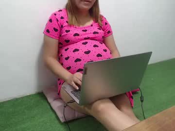 Cristahot3122 Chaturbate stream image from August 15, 2025