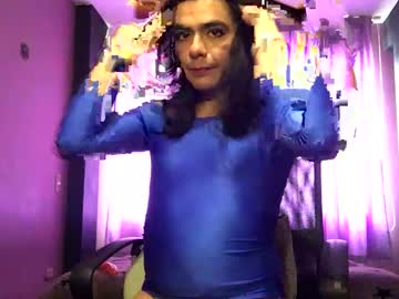 Cristinadickclit Chaturbate stream image from August 15, 2025
