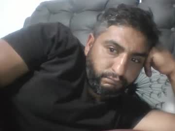 Shulianh Chaturbate stream image from August 15, 2025