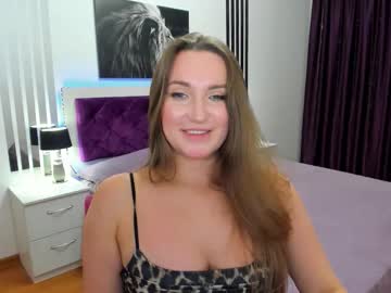 Nadingracefull Chaturbate stream image from August 15, 2025
