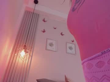 Redvelvet__7 Chaturbate stream image from August 15, 2025