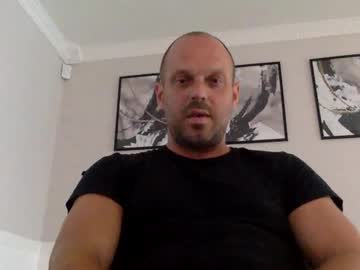 Rob253959 Chaturbate stream image from August 15, 2025