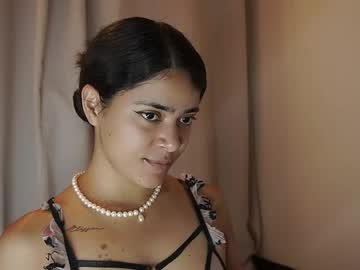 Hecate333 Chaturbate stream image from August 15, 2025