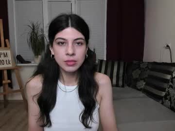 Molaganna Chaturbate stream image from August 15, 2025
