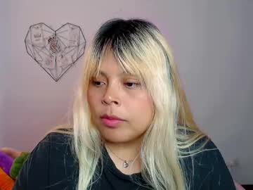 Elymoon Chaturbate stream image from August 15, 2025
