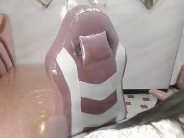 Dahliarousse_V Chaturbate stream image from August 15, 2025