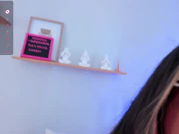 Emilyy_Bank Chaturbate stream image from August 15, 2025