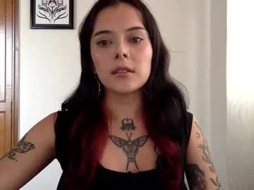 Hottietat4u Chaturbate stream image from August 15, 2025